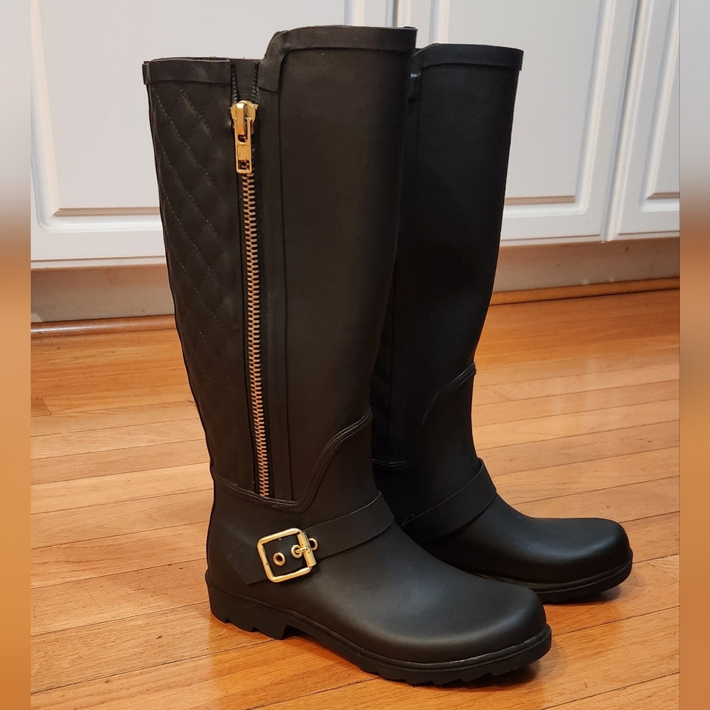 Steve Madden Rainboots